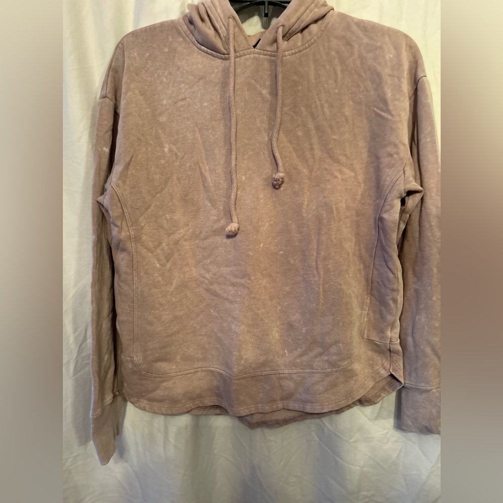 Universal Thread top